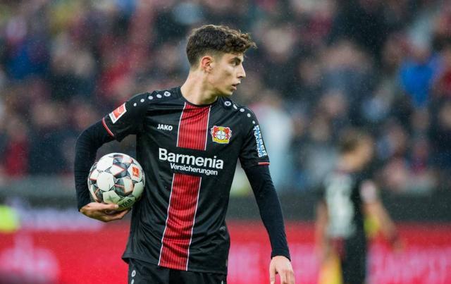 祖巴茨，分享經(jīng)驗(yàn)，成就未來——與年輕球員共筑榮耀之路