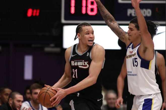 NBA賽場之外，二十幾歲的我們，焦慮是否如影隨形？