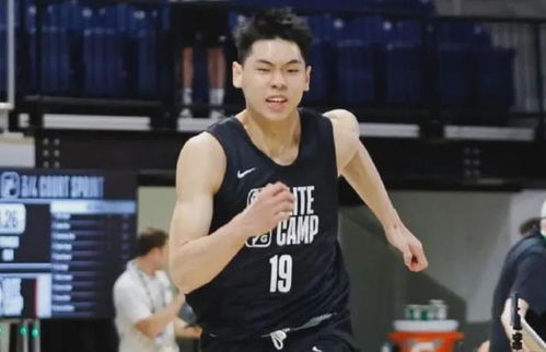 拿捏了！籃網(wǎng)野球場公開訓練，新星崔永熙成焦點之戰(zhàn)