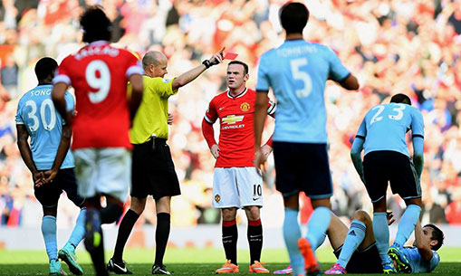 曼聯(lián)與西漢姆聯(lián)賽對(duì)決，射門盛宴上半場(chǎng)火熱呈現(xiàn)，八射閃耀球場(chǎng)！