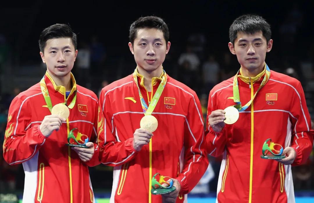 掘金隊(duì)媒體熱議，361°為約基奇打造的炫彩國(guó)家隊(duì)?wèi)?zhàn)靴，展現(xiàn)獨(dú)特魅力！