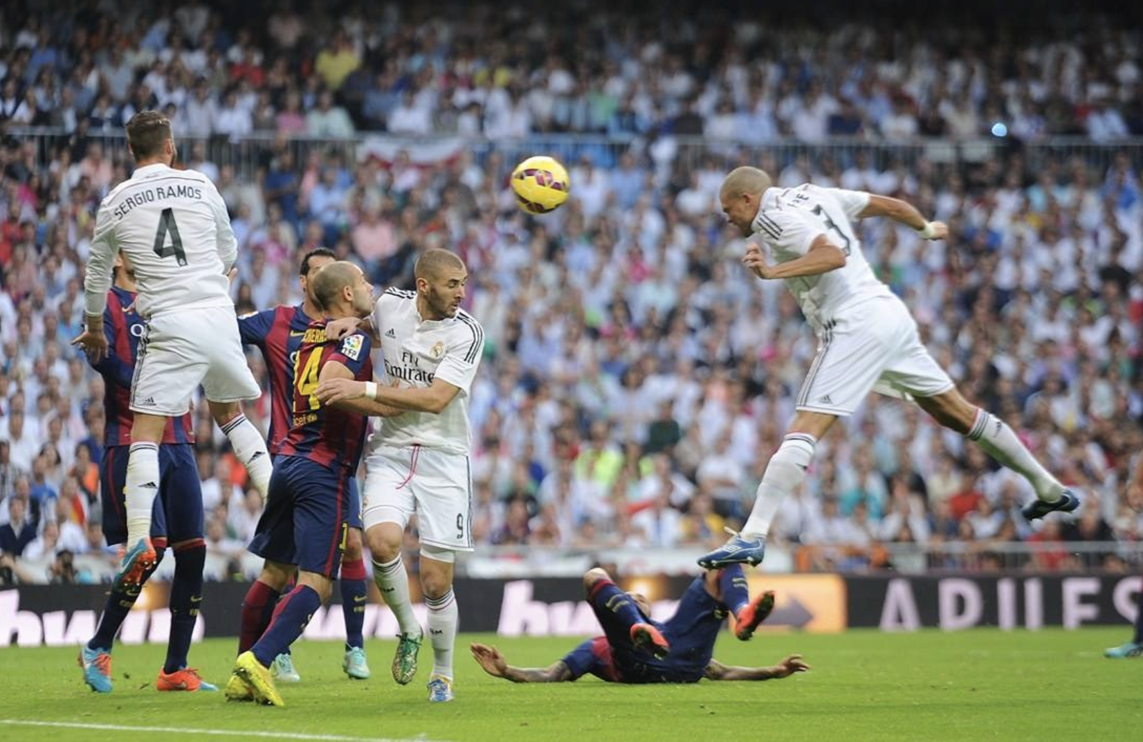 西甲彩經(jīng)，皇馬主場霸氣盡顯，全取三分展現(xiàn)王朝風(fēng)采