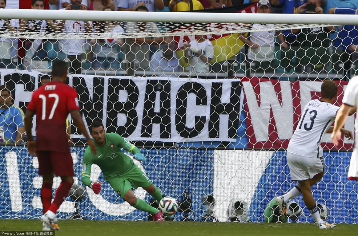 穆勒，點(diǎn)球絕殺的美妙時(shí)刻——壓力之下的英勇表現(xiàn)