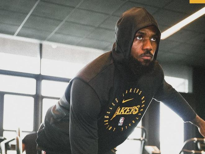 庫班調(diào)侃老詹，傳奇不老，新生代蓄勢待發(fā)