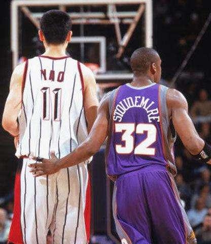 揭秘Pero未來動(dòng)作，NBA賽場(chǎng)風(fēng)云再起，傳奇后衛(wèi)的戰(zhàn)略布局