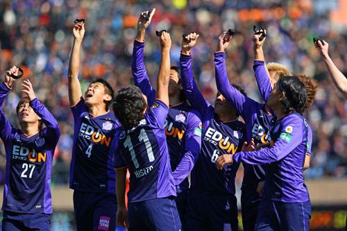 鳥棲砂巖誓破降級(jí)魔咒，決心一年內(nèi)重返J1聯(lián)賽