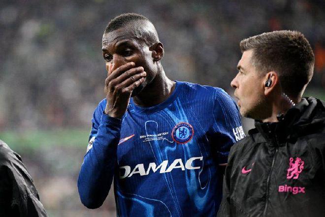 切爾西三天鬧劇終落幕，杰克遜正式加盟拜仁——再無反轉！