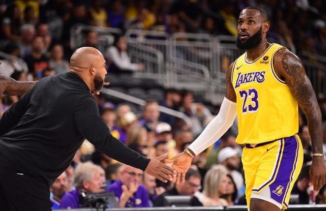 NBA聚焦，詹雷休賽期播客揭秘里夫斯三分戰(zhàn)術(shù)的深層含義