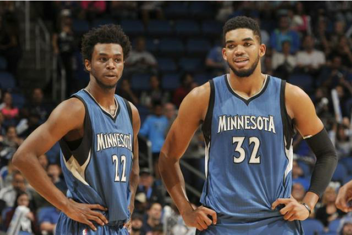 唐斯毛筆書寫三百首，籃球天才的詩意人生與藝術(shù)情懷