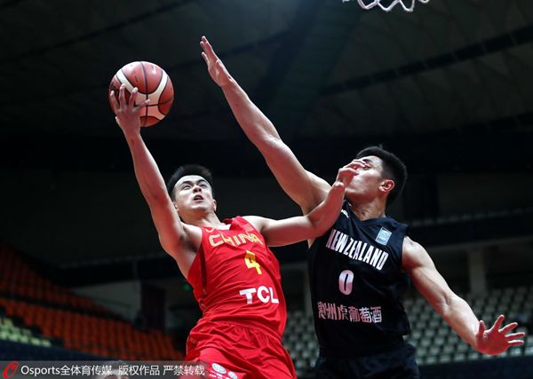 新西蘭男籃主帥談中國男籃，未能抓住機(jī)會，對手展現(xiàn)頑強與精準(zhǔn)投籃