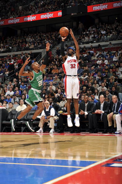 活塞備戰(zhàn)NBA杯賽程，挑戰(zhàn)強(qiáng)敵籃網(wǎng)、76人、凱爾特人和魔術(shù)