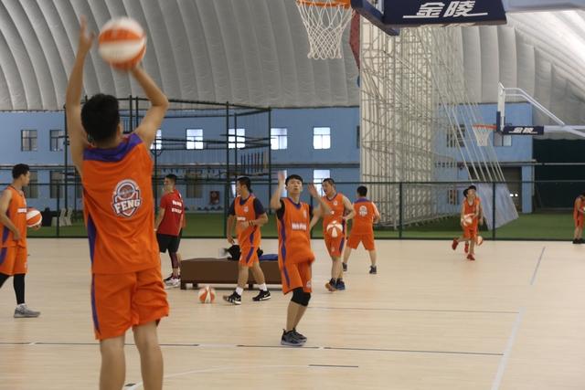 八村壘籃球夏令營點(diǎn)燃名古屋，黑武士2025引領(lǐng)籃球熱潮