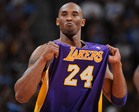 斯瑪特談當(dāng)年防守科比，榮耀與歷史的最佳競(jìng)技，希望母親見(jiàn)證這一刻