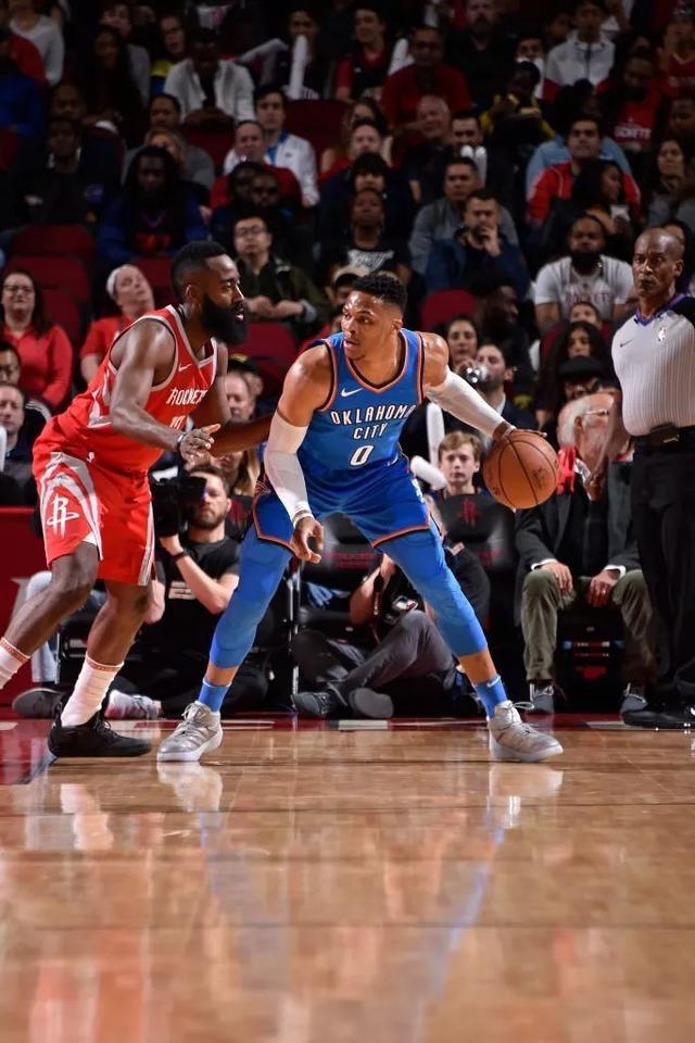 NBA新賽季揭幕戰(zhàn)與圣誕大戰(zhàn)對(duì)陣時(shí)間公布，好戲連臺(tái)即將上演