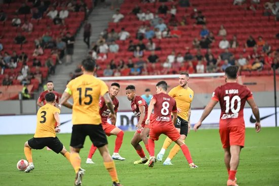 建議，武磊受傷揭示穆斯卡特戰(zhàn)術(shù)多樣性與用人策略探討