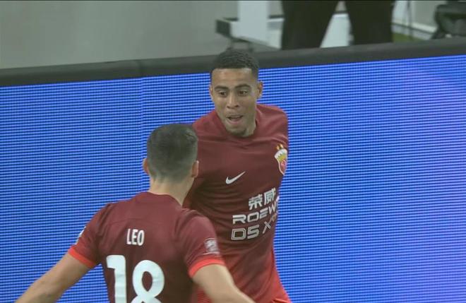 津門虎激戰(zhàn)英博，比賽服四廣告展現(xiàn)，榮耀與擔(dān)當(dāng)?shù)碾p重演繹