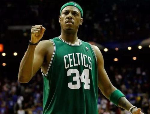 韋德猛烈抨擊部分球迷，自以為懂NBA，實則缺乏對這項運動的尊重