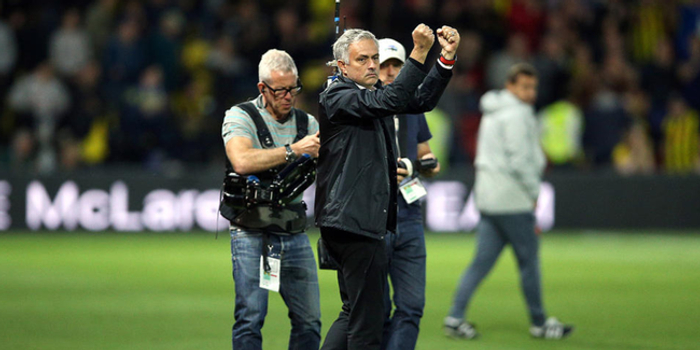 國足爭四希望重燃，伊萬暫時擺脫下課危機——NBA動態(tài)下的籃球觀察