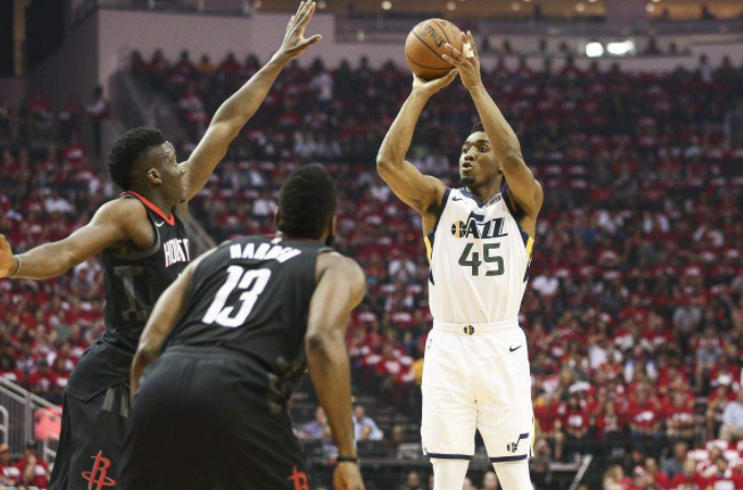 關(guān)鍵先生亨德里克斯閃耀賽場(chǎng)，爵士逆襲連得五分反超一分