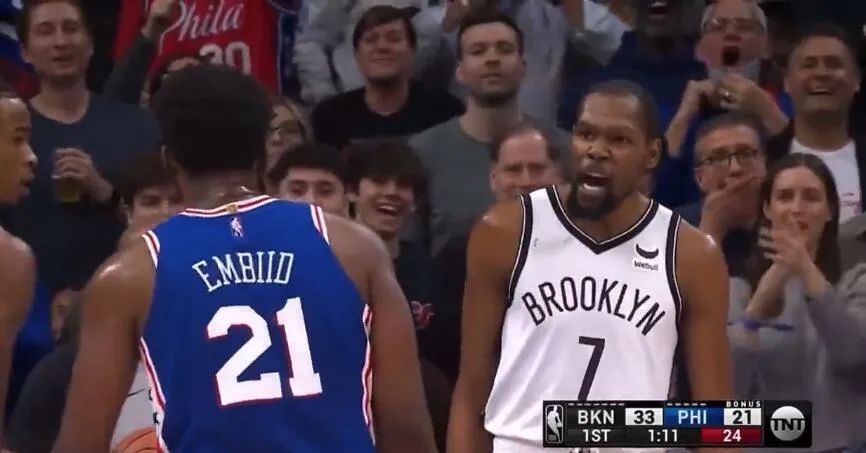 NBA賽場風(fēng)云，詹姆斯計劃全勤挑戰(zhàn)年齡極限，恩比德背靠背比賽缺席