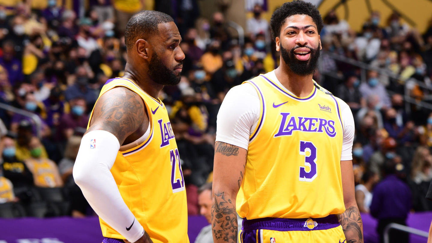 流言板熱議，雷迪克與克內(nèi)克特的末節(jié)對(duì)話，等待背后的故事