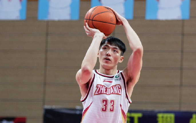 郭士強(qiáng)親臨現(xiàn)場觀戰(zhàn)韓國與關(guān)島對決，認(rèn)真筆記背后隱藏的戰(zhàn)略意圖