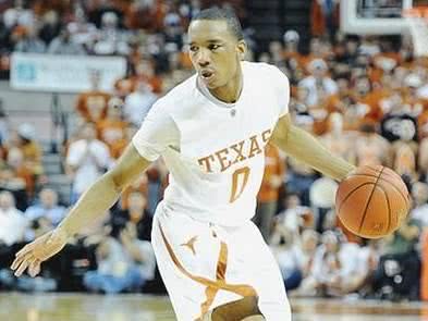 榮耀時(shí)刻，肯塔基男籃致敬NBA狀元、校體育名人堂成員沃爾