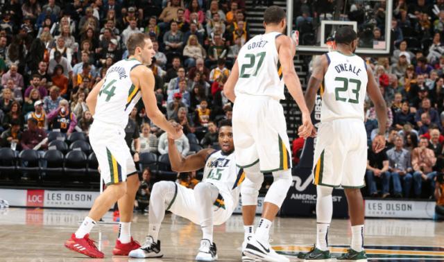 森林狼公布杯賽賽程，首戰(zhàn)主場迎戰(zhàn)爵士，挑戰(zhàn)衛(wèi)冕冠軍勇揭序幕