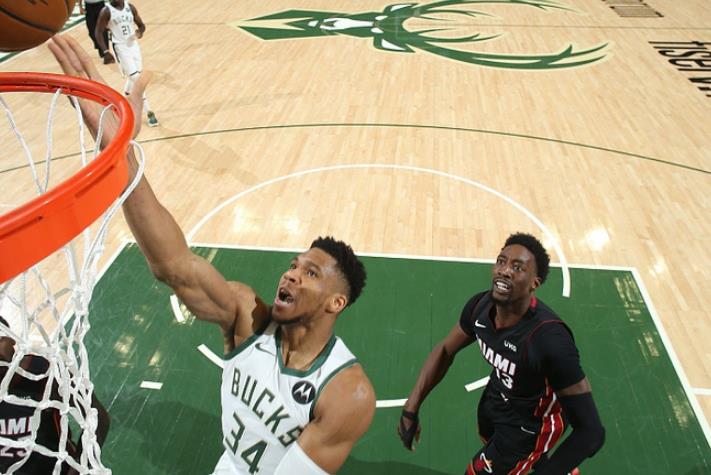 安東尼透露，若這半個(gè)賽季進(jìn)展不順，字母哥或?qū)㈦x開雄鹿——NBA風(fēng)云再起