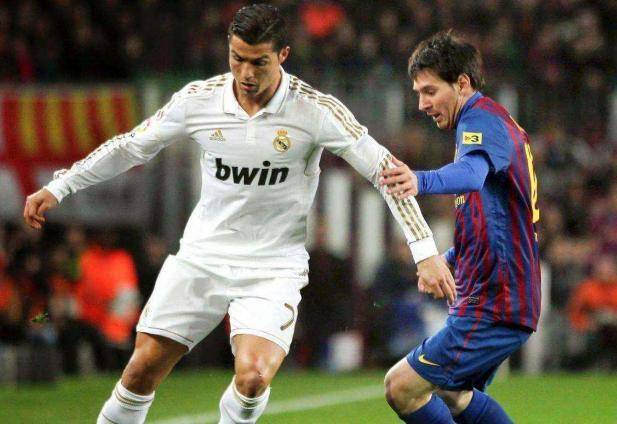 歐冠歷史最佳陣容，C羅、梅西閃耀，皇馬群星璀璨，齊祖領(lǐng)銜傳奇