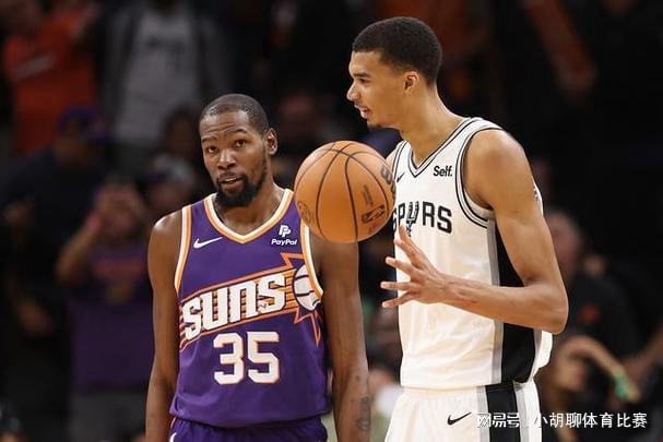 文班亞馬，高塔之技，傳球如詹姆斯之神韻