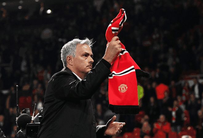 曼聯(lián)倒計(jì)時(shí)，滕哈格或?qū)⒈唤夤停瑲W冠冠軍名帥即將接任