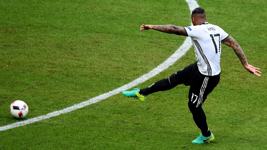 博阿滕的籃球之路，從球場(chǎng)到教練席，青年隊(duì)的崛起之星