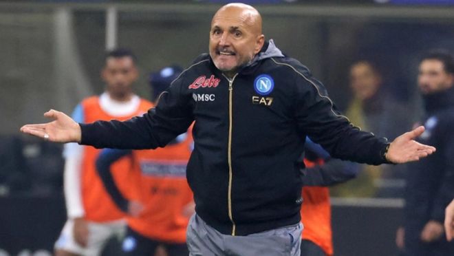 斯帕萊蒂觀戰(zhàn)恩波利與那不勒斯對決，聚焦埃斯波西托與法齊尼的賽場風(fēng)采