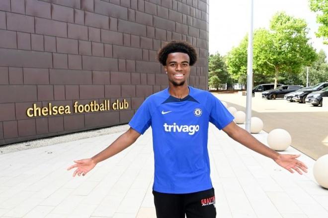 米蘭冬窗瞄準(zhǔn)補(bǔ)強(qiáng)，尋找福法納的輪換伙伴，卡多索與里奇成焦點(diǎn)