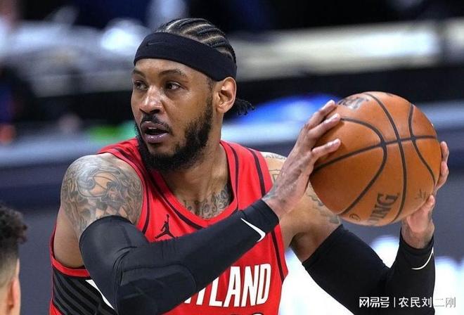 基揚(yáng)·安東尼續(xù)寫(xiě)榮耀篇章，紋上父親NCAA冠軍榮耀，籃球世家傳承的力量