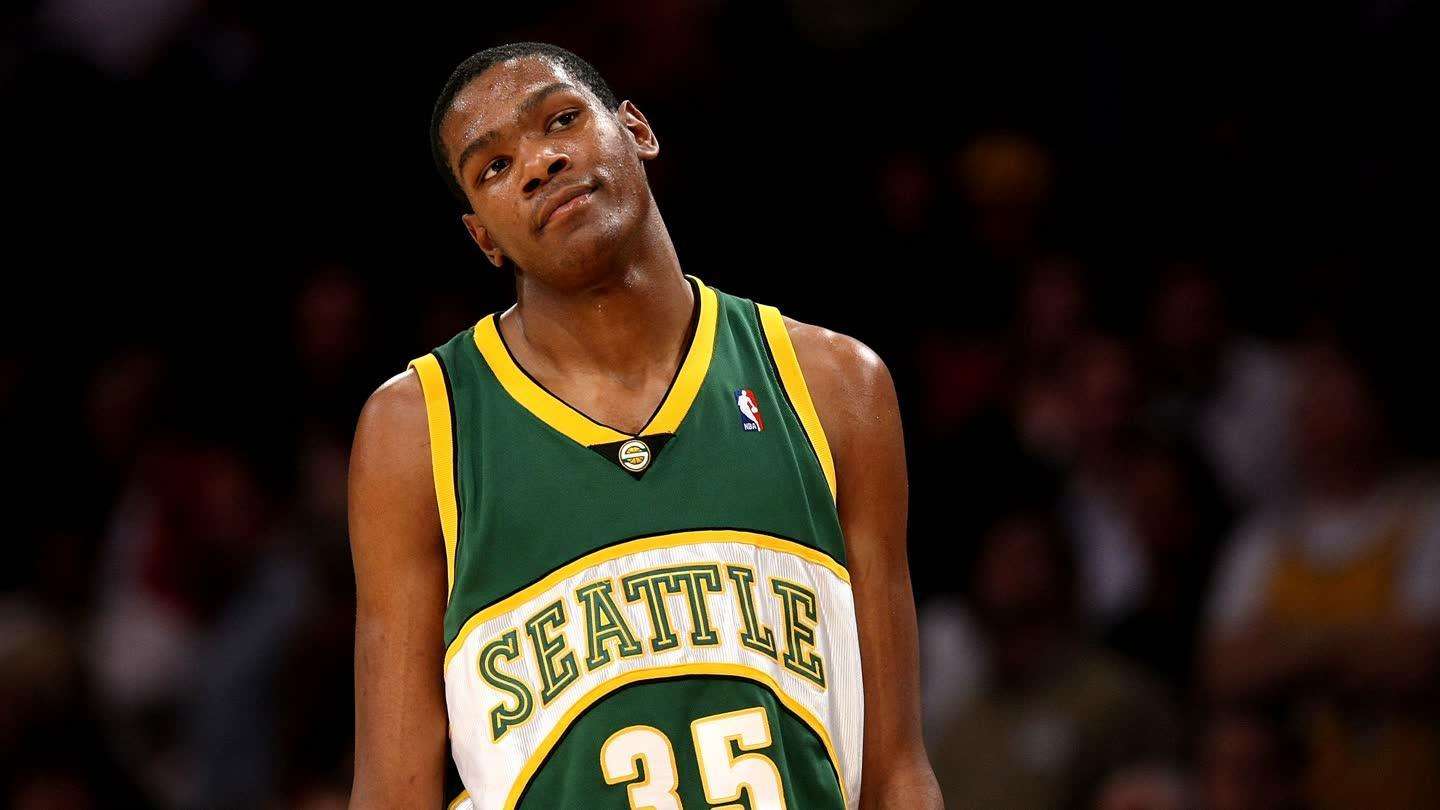 土耳其新星閃耀NBA，申京包攬六項(xiàng)歷史第一，成為25歲以下球員翹楚