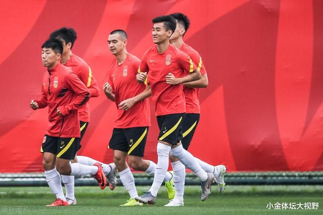 張玉寧表現(xiàn)成國(guó)足半場(chǎng)縮影，歸化球員的力量，展現(xiàn)給對(duì)手看