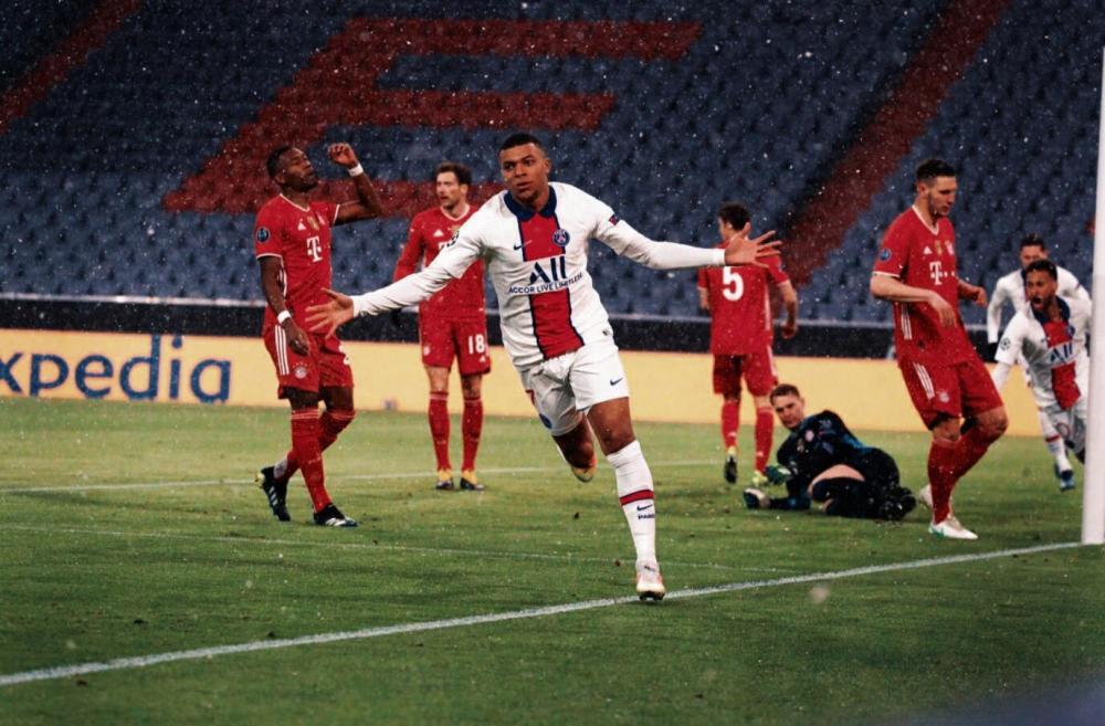 拜仁積極續(xù)約薩內(nèi)，留隊成為首要選擇，未來之星繼續(xù)閃耀安聯(lián)球場