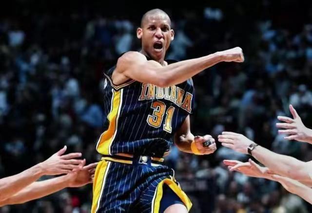 多特在NBA，無(wú)法逾越的鴻溝，超越自我卻難逃皇馬的陰影