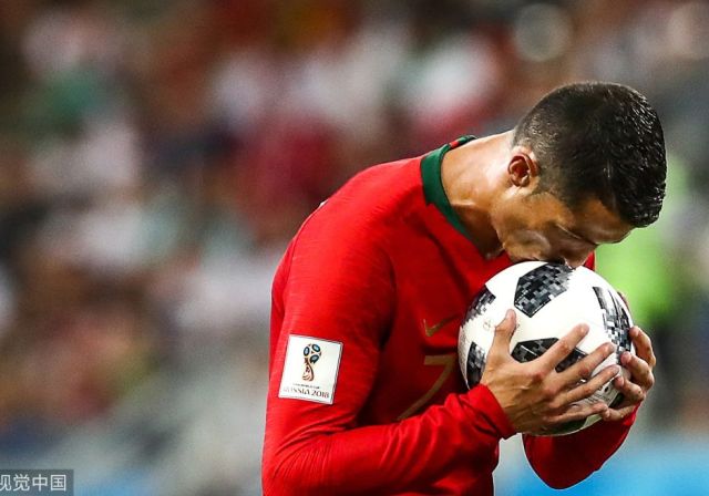 約克雷斯閃耀賽場，兩球一突破與一次遺憾錯失，彰顯無盡潛力