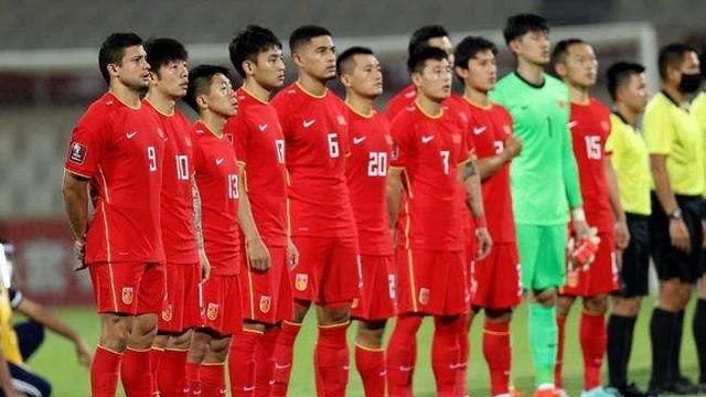 贏球即沖超！大連英博客與云南玉昆首發(fā)對決，NBA式緊張賽點(diǎn)揭曉