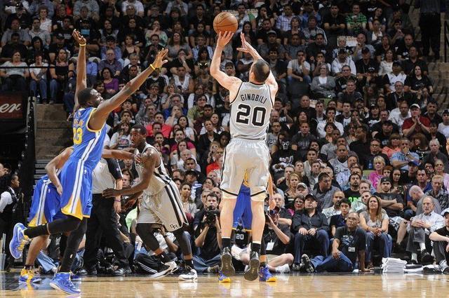 長弓逐月，箭箭穿心——NBA最佳球員妖刀9.7分獨(dú)領(lǐng)風(fēng)騷