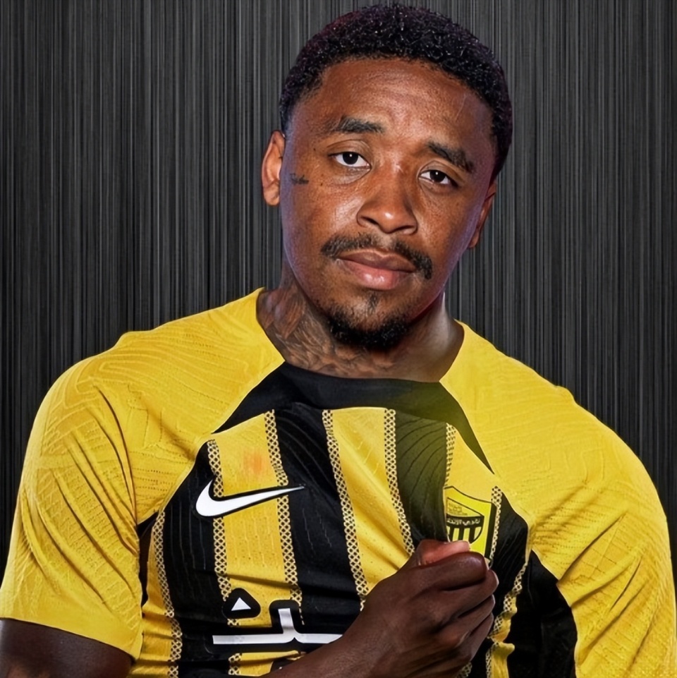 吉達聯(lián)合主帥換人策略揭秘，迪亞比、本澤馬與貝爾溫的隨時進球魔力