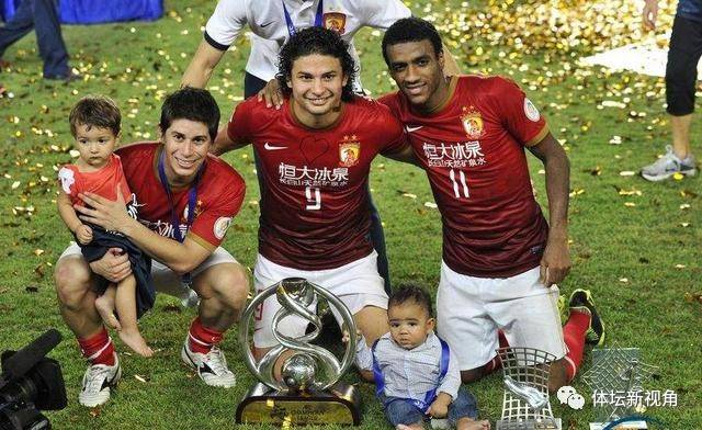 萊斯特城中場(chǎng)巨星埃爾哈努斯租借至斯圖加特，一季之約掀起波瀾