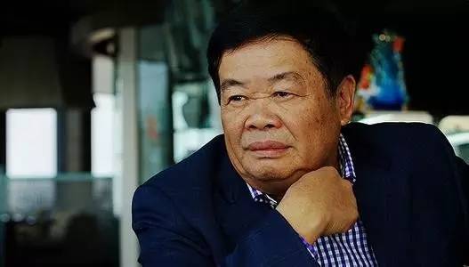 曹德旺回應(yīng)做慈善慷慨但對(duì)員工苛刻，背后的真相與思考