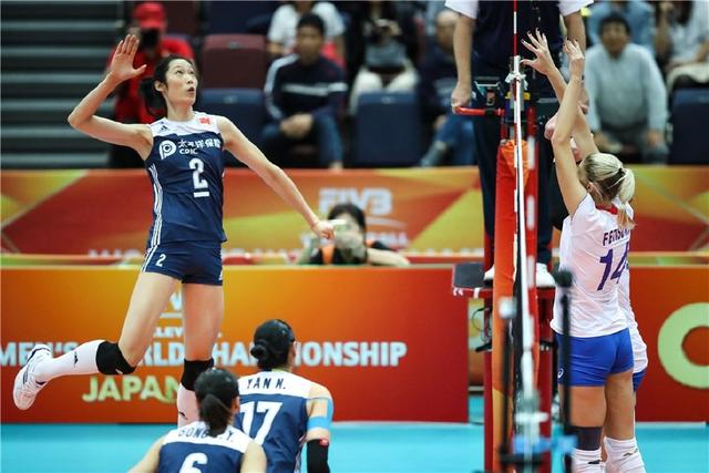 中國(guó)女排閃耀女排世錦賽，三連勝背后的故事與啟示