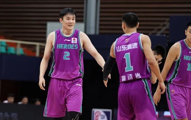 張鎮(zhèn)麟青訓(xùn)營(yíng)收費(fèi)引爭(zhēng)議，鞏曉彬評(píng)價(jià)遭漠視