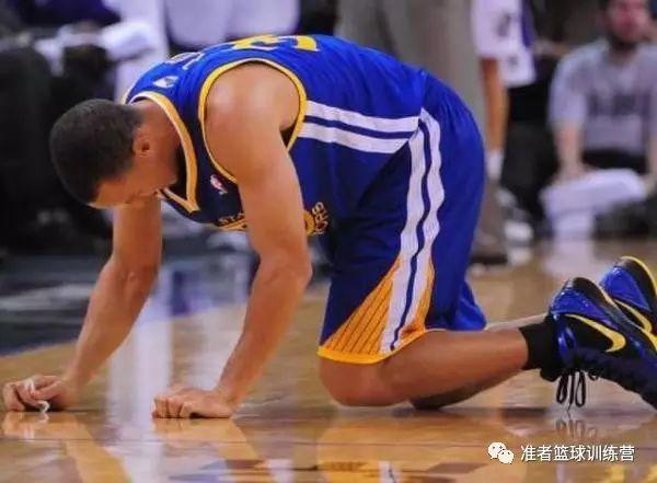 庫里激勵(lì)球隊(duì)，相信自我，以正確方式前行——佩奇引領(lǐng)NBA信念重塑