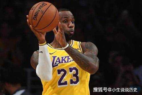 詹姆斯的工作與娛樂,劇本與高爾夫之間的平衡藝術(shù)